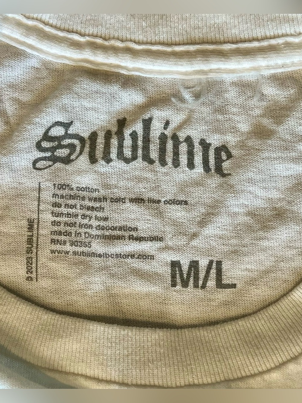 Sublime White Graphic T-Shirt, Cropped, Distressed, M/L Unisex - Picture 3 of 7